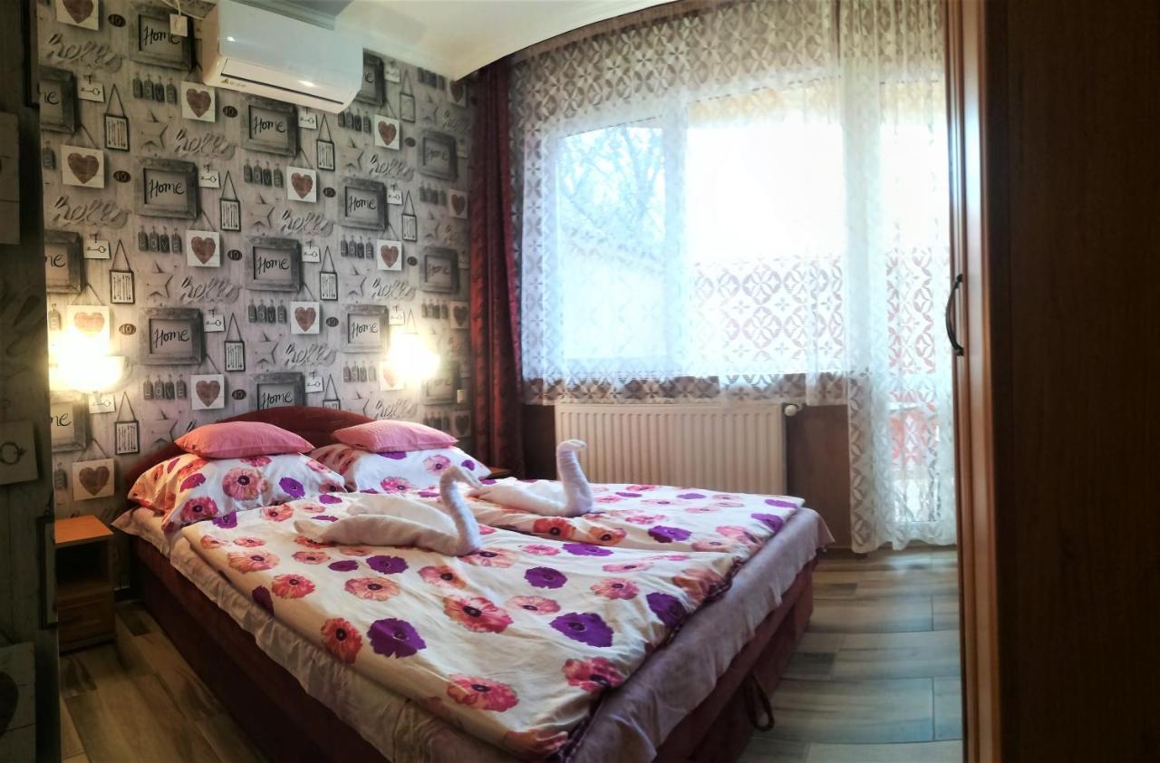 Fortuna Apartman Hajduszoboszlo Room photo