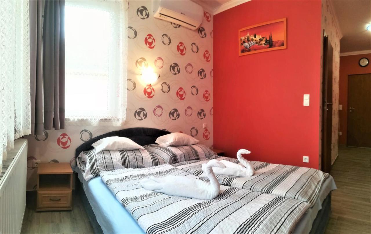 Fortuna Apartman Hajduszoboszlo Room photo